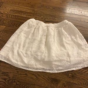 white lace skirt